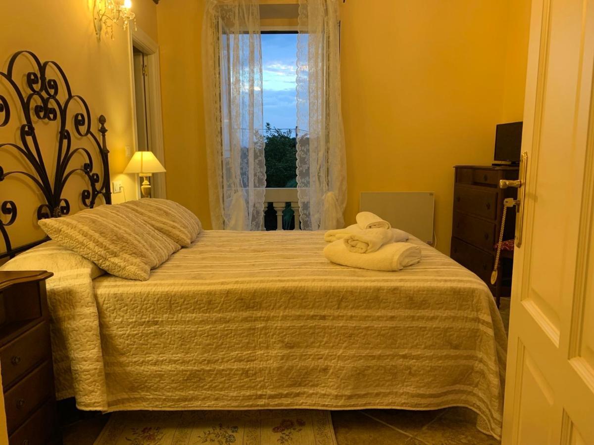 Villa Auristela Navia Extérieur photo